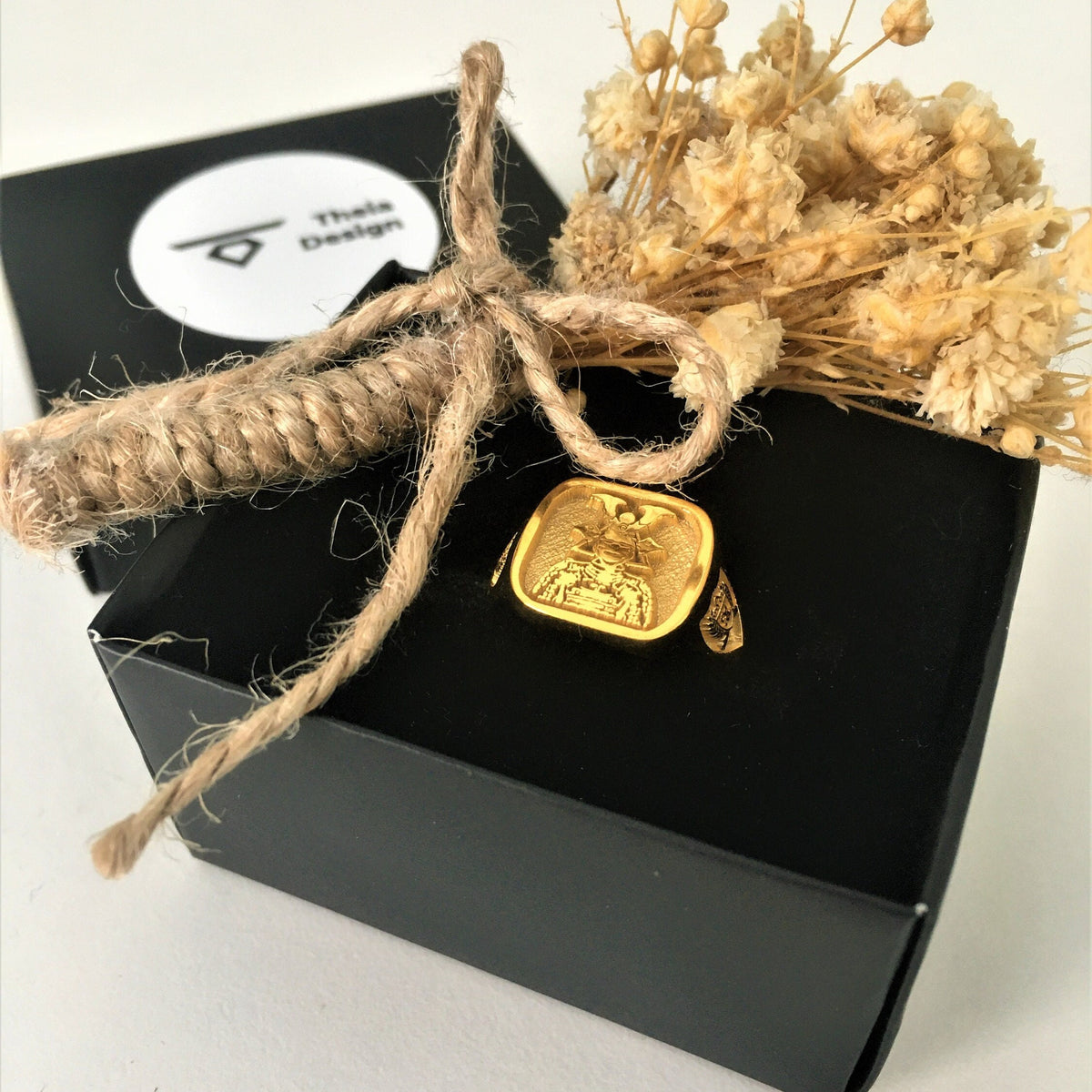 Custom Gold Plated Signet Ring, Solid 925 Gold Plated Ring, Family Crest Ring, Coat of Arm Ring, Heraldic Ring, Personalized & Customized
